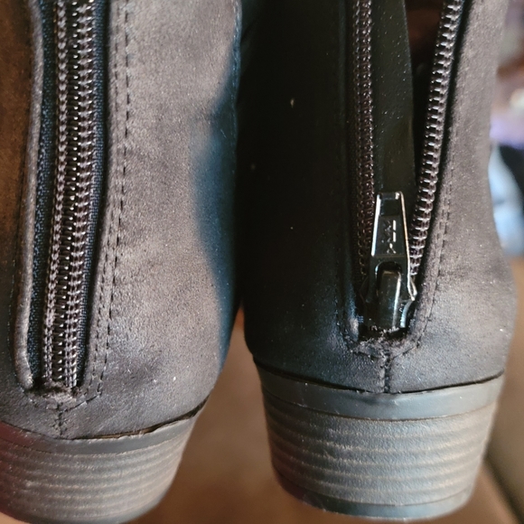 Booties - Picture 3 of 6